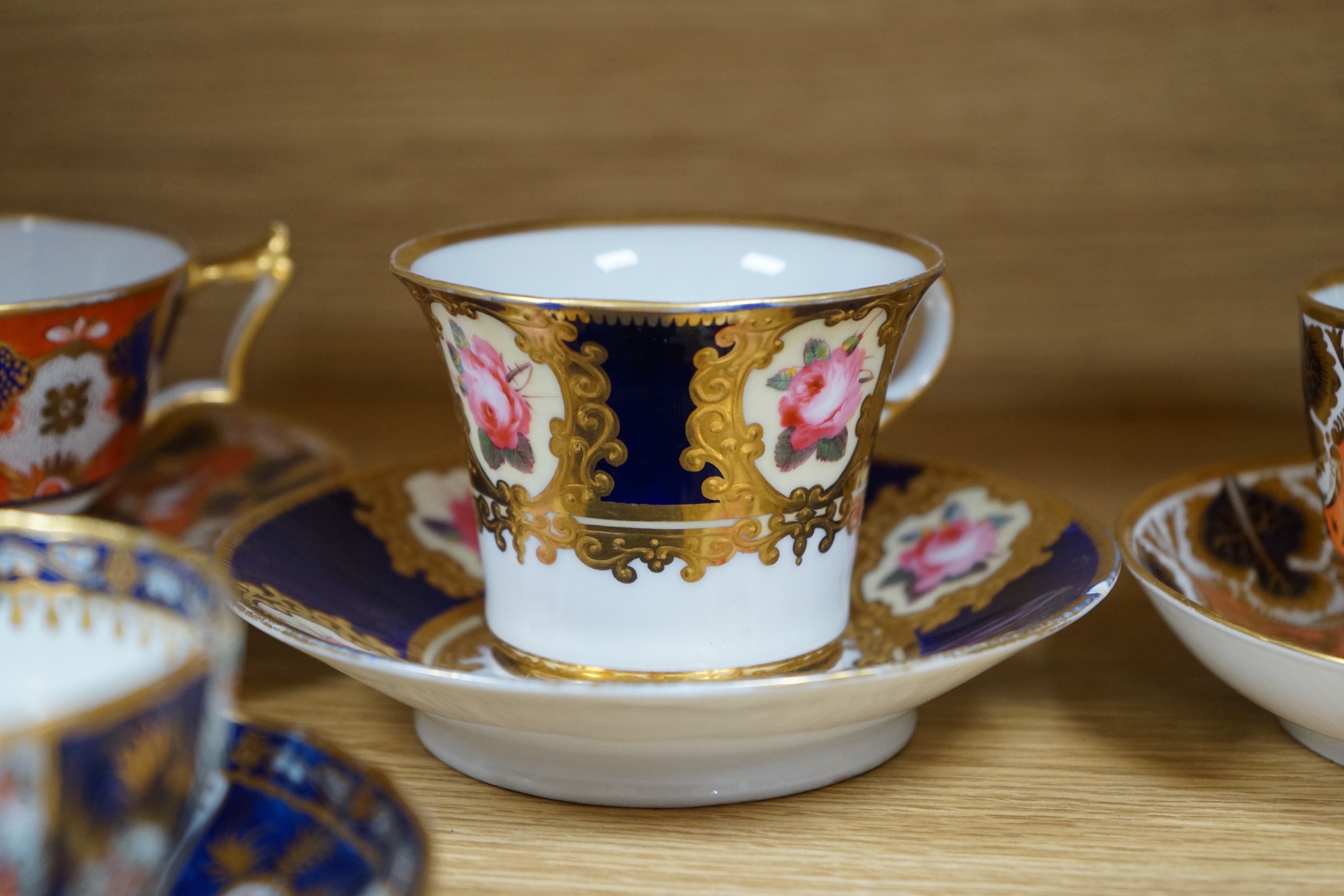 A selection of various English porcelain tea cups and saucers, to include Barr Flight Barr